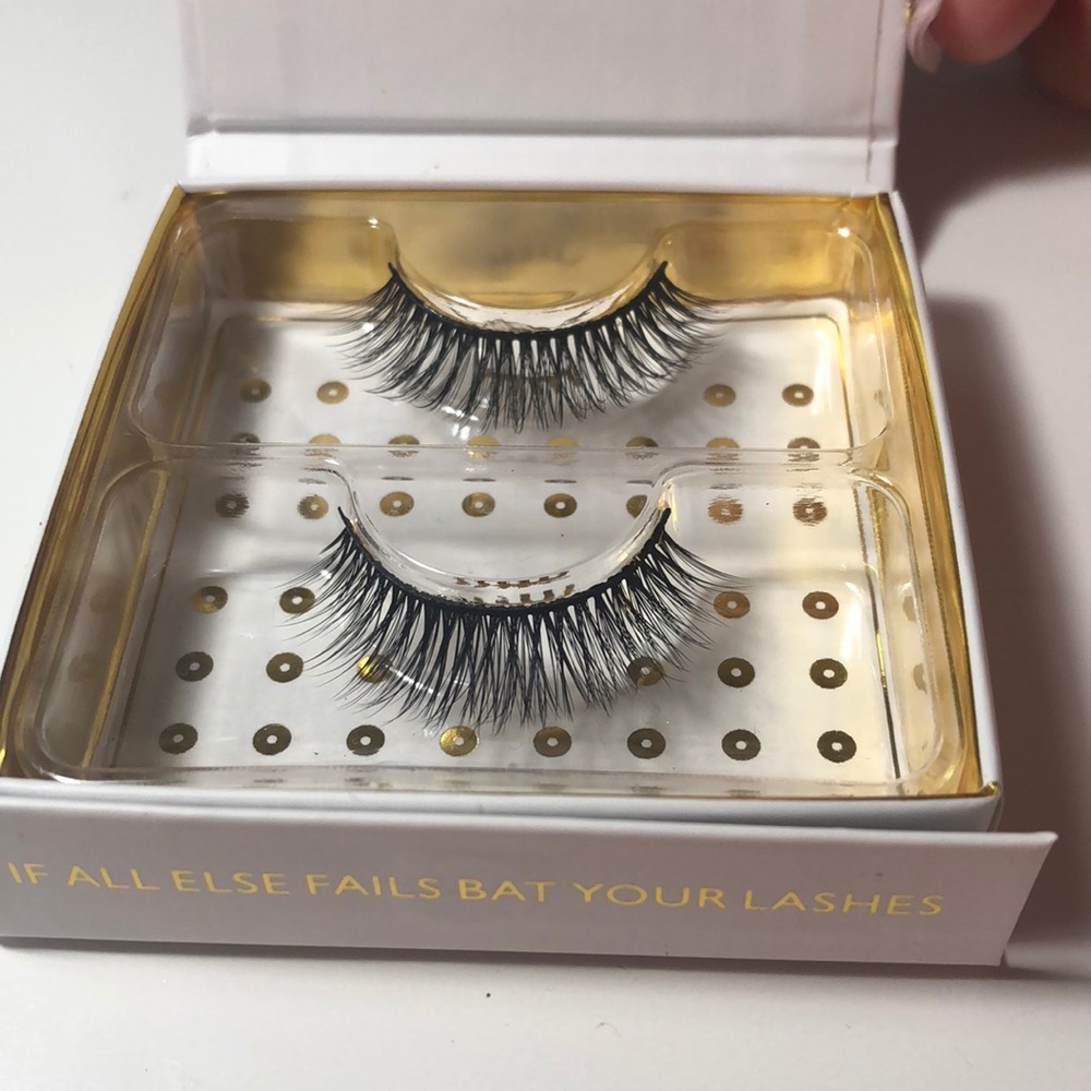 Lashes